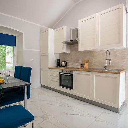 Studio Apartment Jemi Póla Kültér fotó