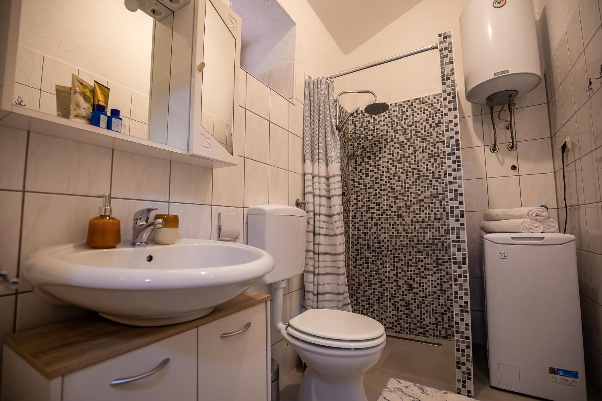 Studio Apartment Jemi Póla Kültér fotó